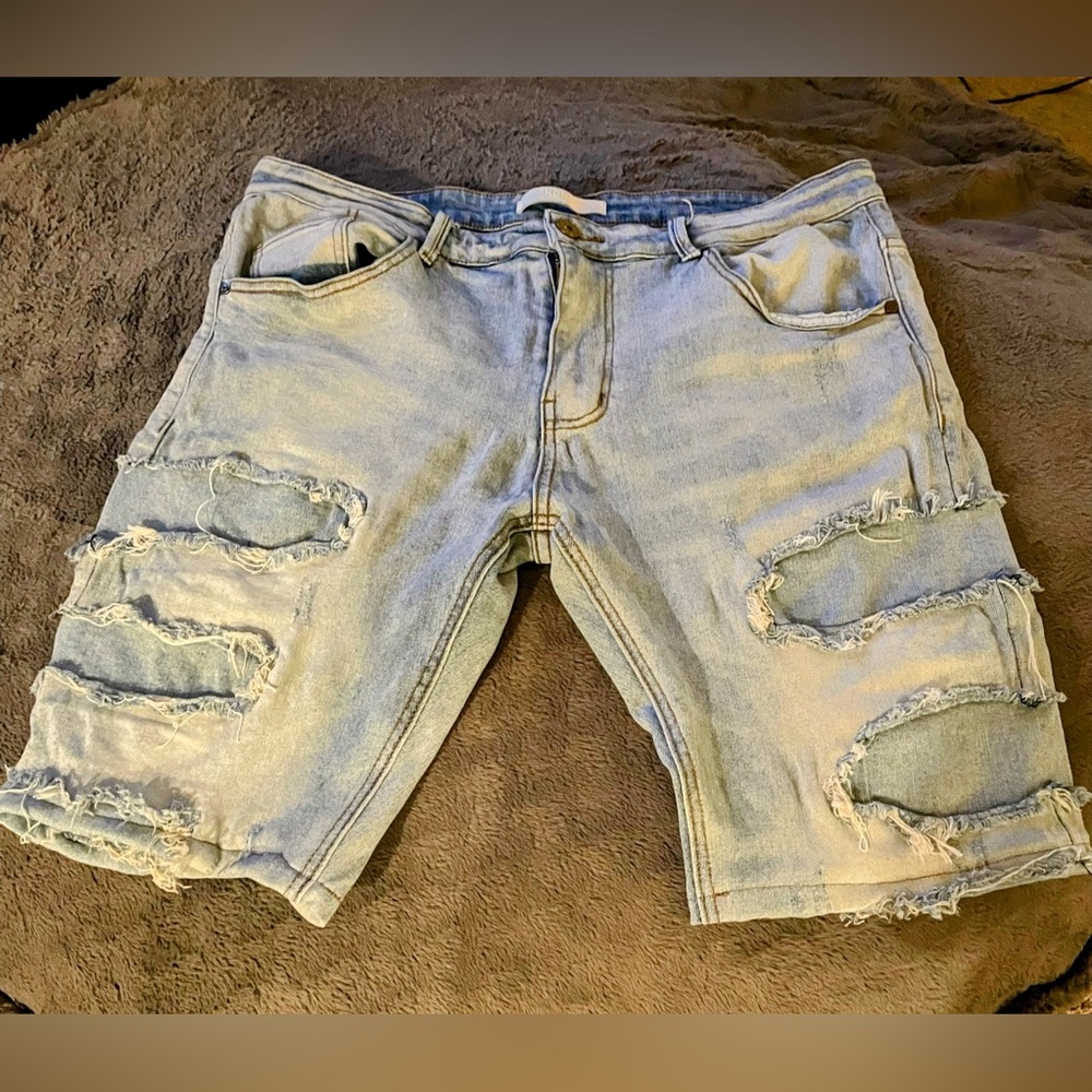 KDNK Stylish Distressed Denim Shorts for Men